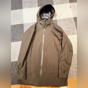 Arc’teryx Sawyer Coat Gore-Tex Shell Jacket Large Waterproof (NWOT)